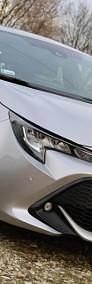 Używany Toyota Corolla 98 KM (72 kW) 2022 Srebrny Hatchback