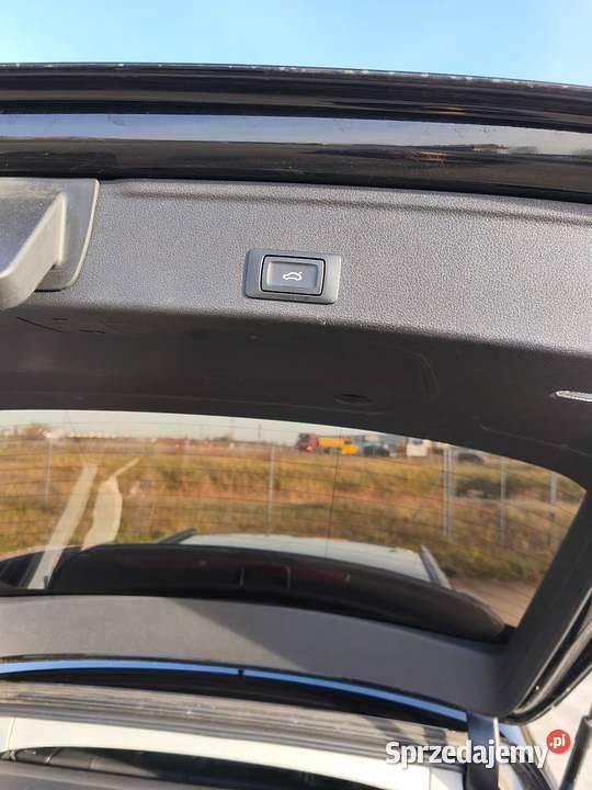 Używany Audi A4 Sport 2016 Czarny Kombi