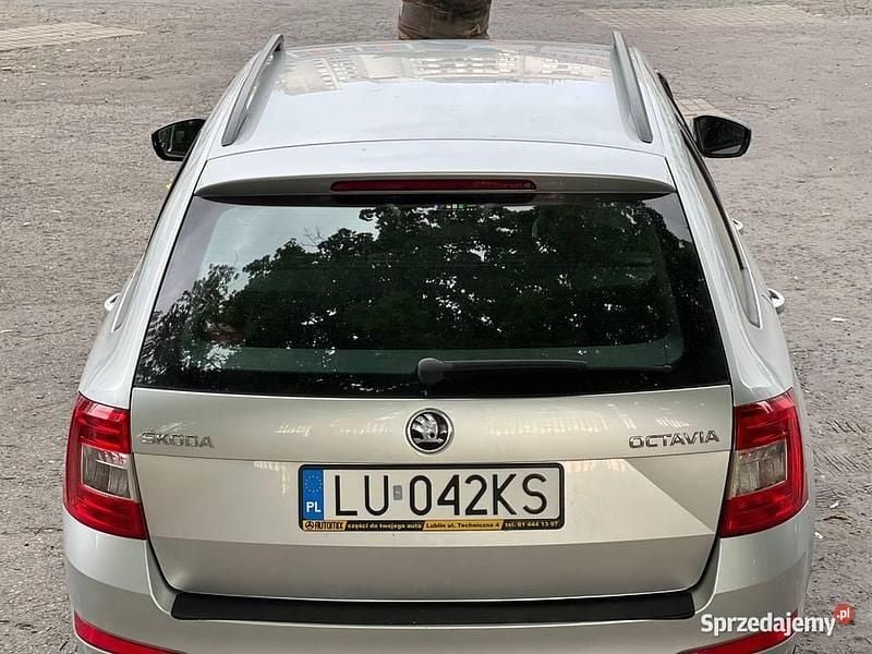 Używany Skoda Octavia 2015 Srebrny Kombi
