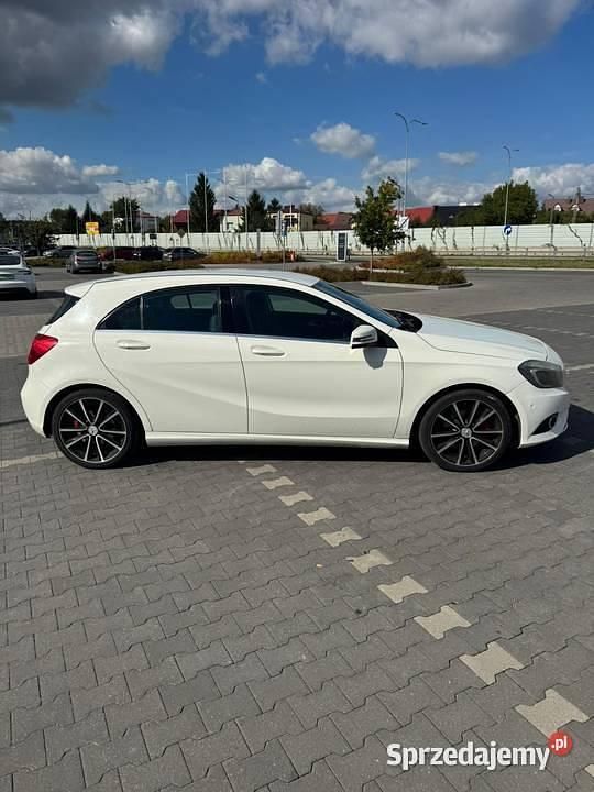 Używany Mercedes A180 2014