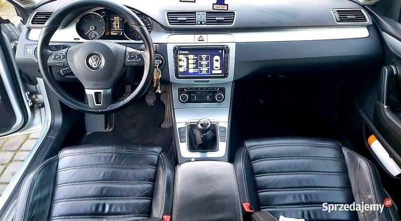 Używany VW Passat Sportline 2008 Srebrny Coupe