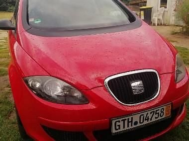 Czerwony Używany 2006 Seat Altea Minivan | 13 900 zł (Uczciwa cena) - Obraz 1/4