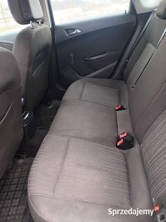 Używany Opel Astra 2012 Niebieski Hatchback