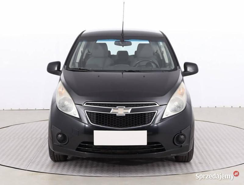 Czarny Używany 2011 Chevrolet Spark Hatchback | 9999 zł (Dobra cena) - Obraz 1/4