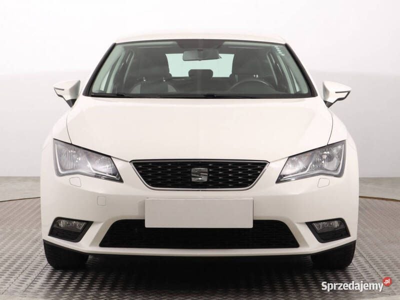 Biały Używany 2015 Seat Leon Hatchback | 27 999 zł (Uczciwa cena) - Obraz 1/4