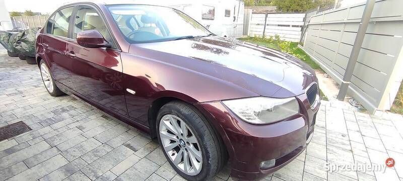 Używany BMW 320 2010