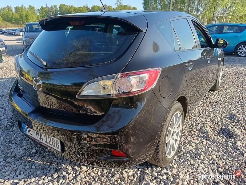 Używany Mazda 3 2013 Czarny Hatchback