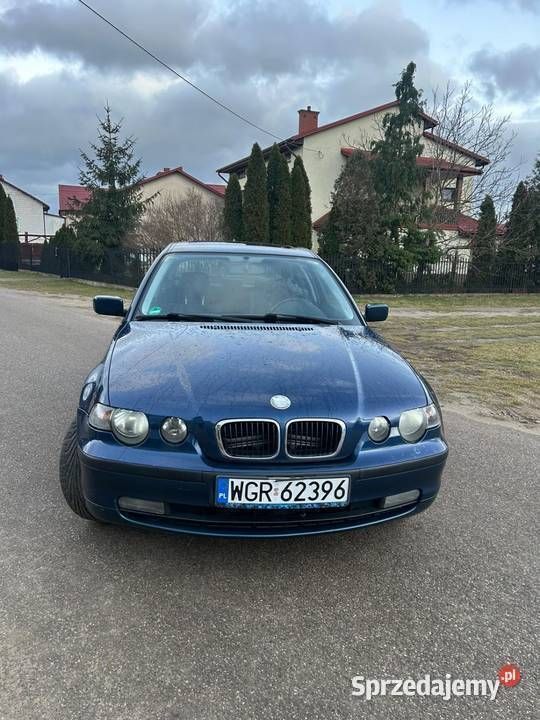 Granatowy Używany 2004 BMW 318 Compact Hatchback | 3999 zł - Obraz 1/4