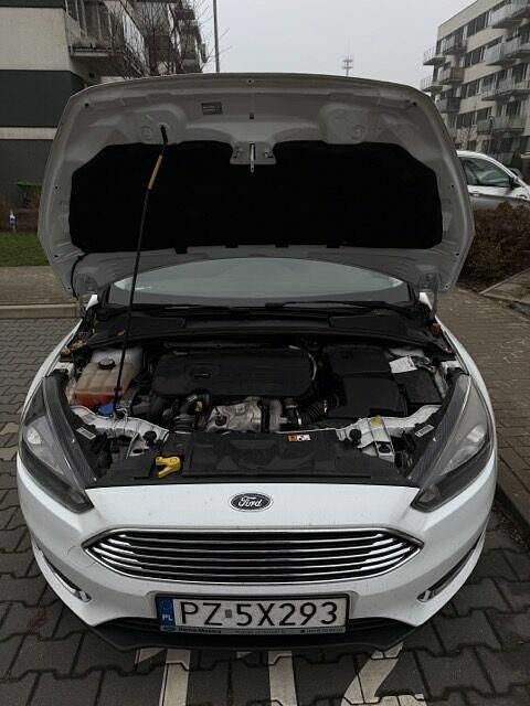 Używany Ford Focus 2016 Biały Hatchback