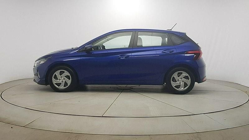 Używany Hyundai i20 84 KM (61 kW) 2022 Granatowy Hatchback