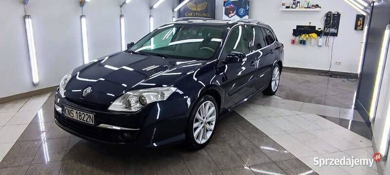Używany Renault Laguna III Initiale Paris 140 KM (102 kW) 2009 Grafitowy Kombi
