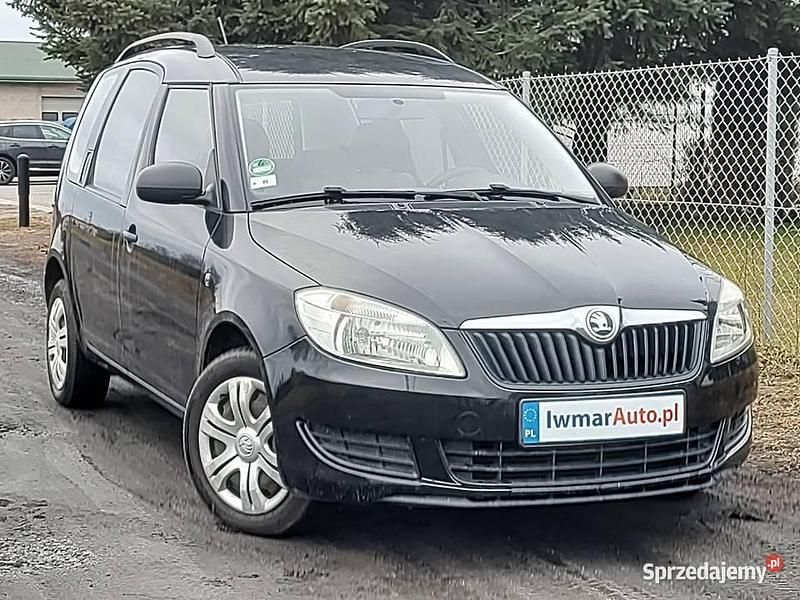 Używany Skoda Roomster 2014 Czarny Minivan