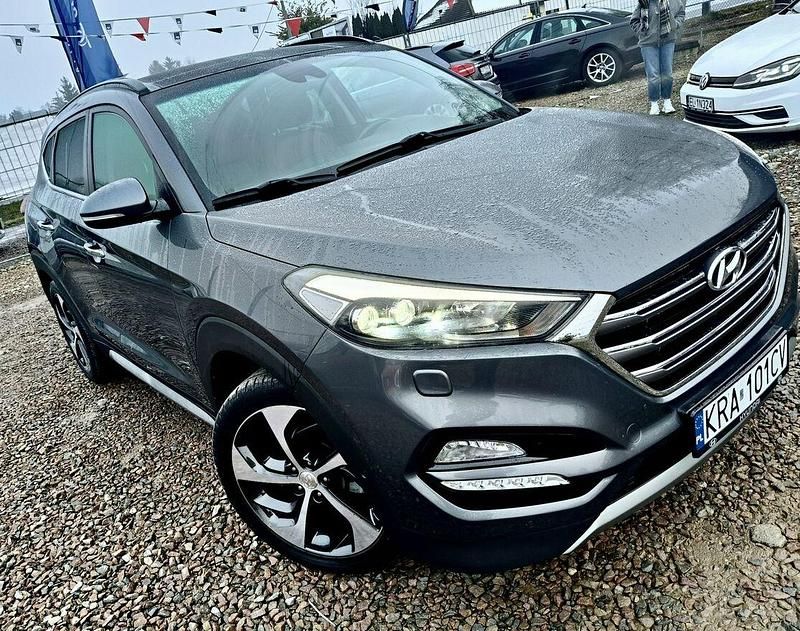 Używany Hyundai Tucson 141 KM (103 kW) 2017 Szary SUV