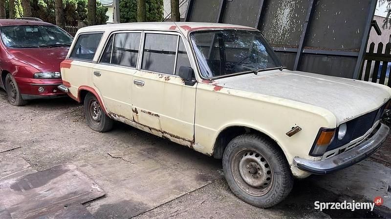 Beżowy Używany 1986 Fiat 1500 Kombi | 8000 zł - Obraz 1/3