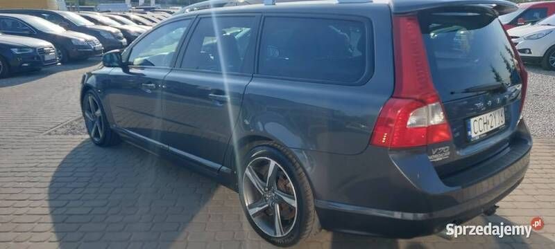 Używany Volvo V70 163 KM (119 kW) 2012 Grafitowy Kombi