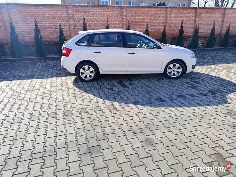 Używany Skoda Rapid 2015 Biały Hatchback