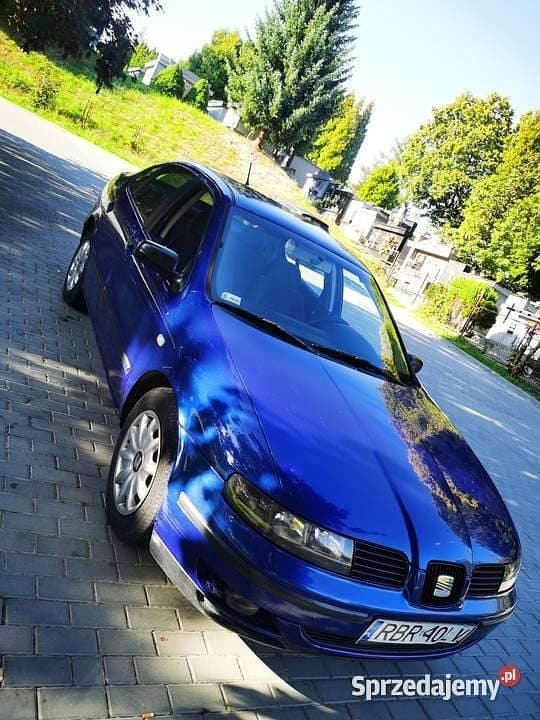 Granatowy Używany 2001 Seat Toledo Sedan/Limuzyna | 2999 zł (Dobra cena) - Obraz 1/4