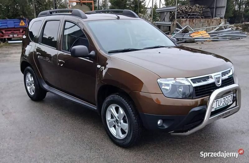 Brązowy Używany 2012 Dacia Duster Lauréate Sedan/Limuzyna | 37 900 zł (Drogi) - Obraz 1/4