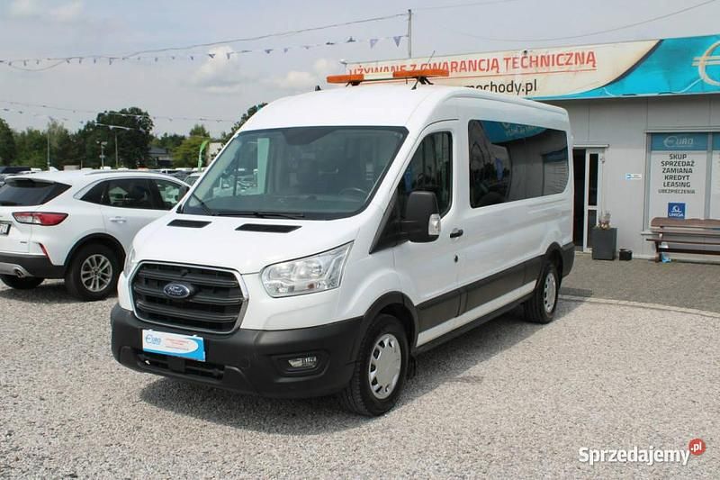 Biały Używany 2021 Ford Transit Ambiente Minivan | 89 899 zł (Drogi) - Obraz 1/4