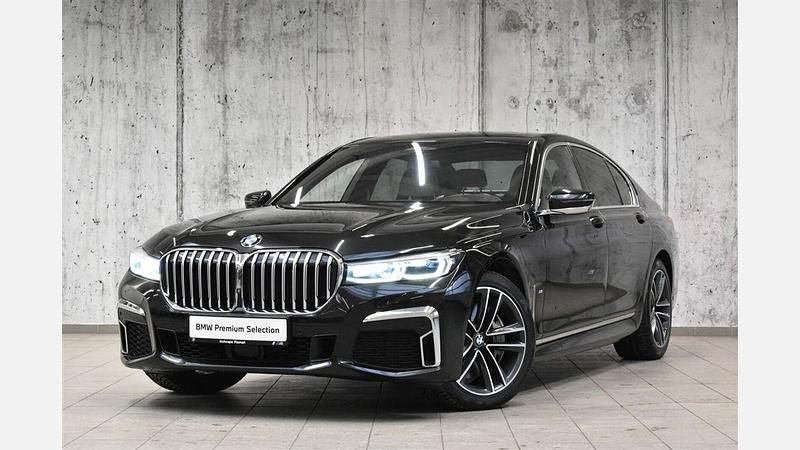 Black sapphire metallic metalizowany Używany 2020 BMW 740 Sedan/Limuzyna | 219 800 zł - Obraz 1/3