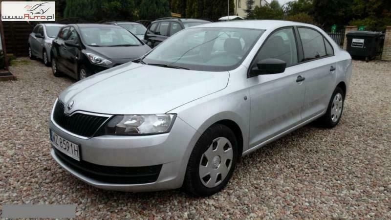 Używany Skoda Rapid 75 KM (55 kW) 2013 Srebrny (metalik) Sedan/Limuzyna