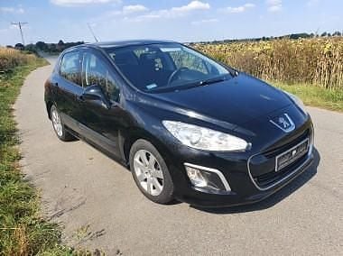 Używany Peugeot 308 90 KM (66 kW) 2013 Czarny Hatchback