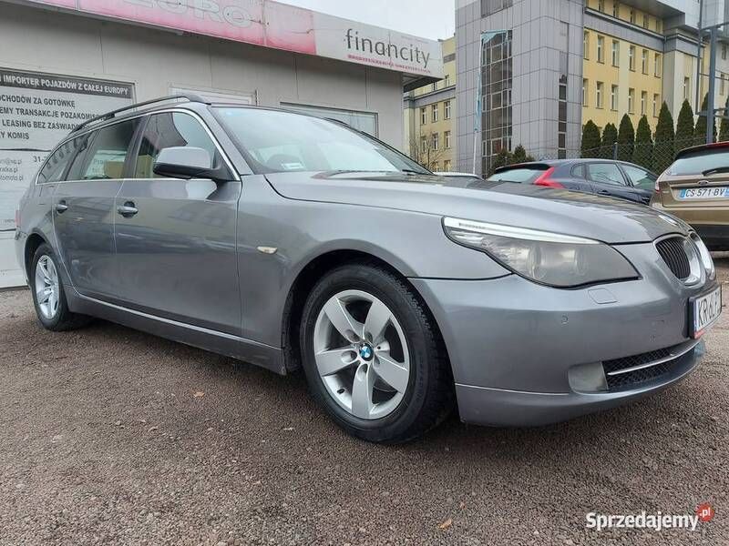 Używany BMW 520 2010 Szary Kombi