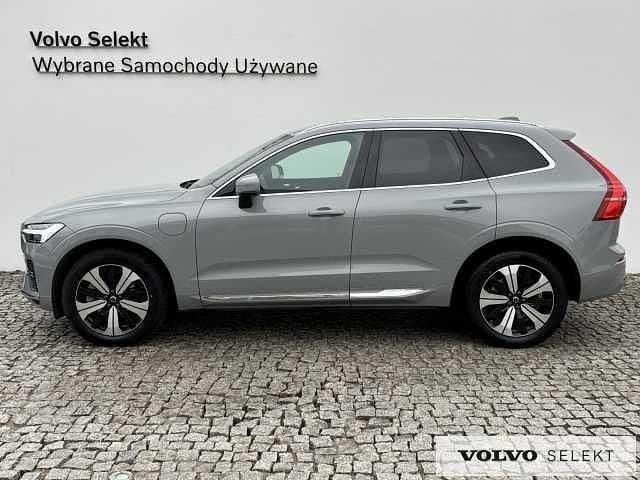 Używany Volvo XC60 349 KM (256 kW) 2024 Szary SUV