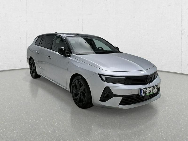 Srebrny Używany 2024 Opel Astra Kombi | 63 200 zł (Dość drogi) - Obraz 1/4