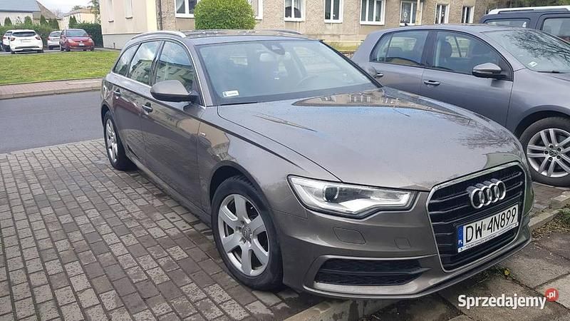 Beżowy Używany 2014 Audi A6 S-Line Kombi | 59 900 zł (Dość drogi) - Obraz 1/4