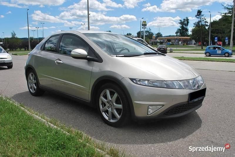 Używany 2007 Honda Civic Hatchback | 21 900 zł (Uczciwa cena) - Obraz 1/4