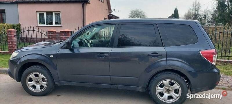 Grafitowy Używany 2010 Subaru Forester SUV | 16 500 zł (Uczciwa cena) - Obraz 1/4