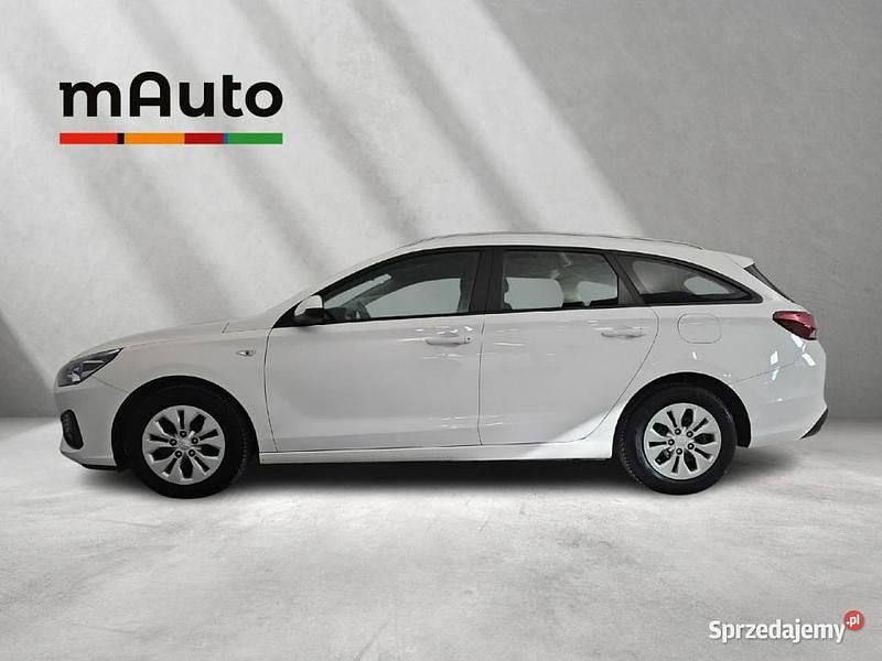 Biały Używany 2022 Hyundai i30 Kombi | 65 900 zł (Dość drogi) - Obraz 1/4