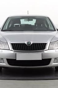 Używany Skoda Octavia 160 KM (117 kW) 2012 Srebrny Hatchback