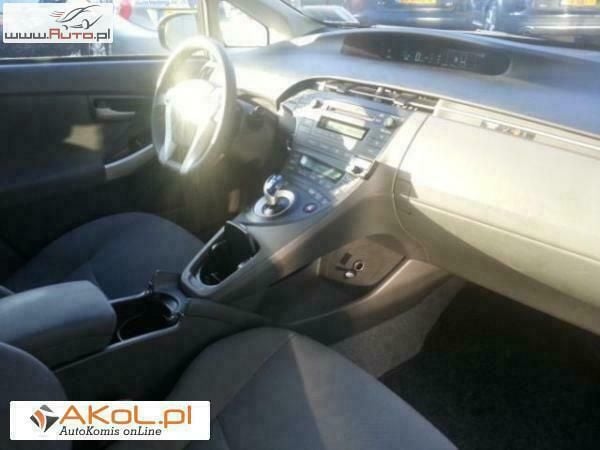 Używany Toyota Prius 99 KM (72 kW) 2010 Inny Hatchback