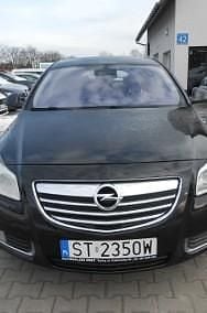 Używany Opel Insignia 130 KM (95 kW) 2012 Czarny Hatchback