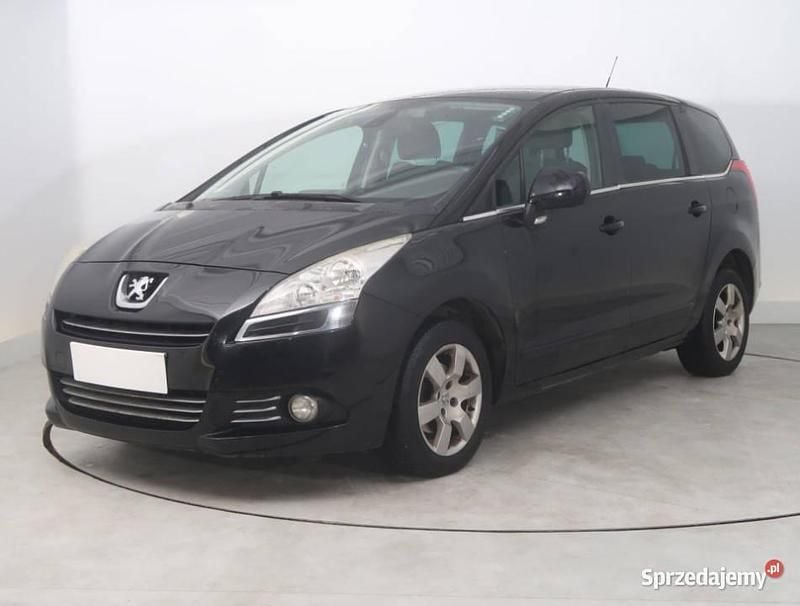 Używany Peugeot 5008 112 KM (82 kW) 2012 Czarny Minivan