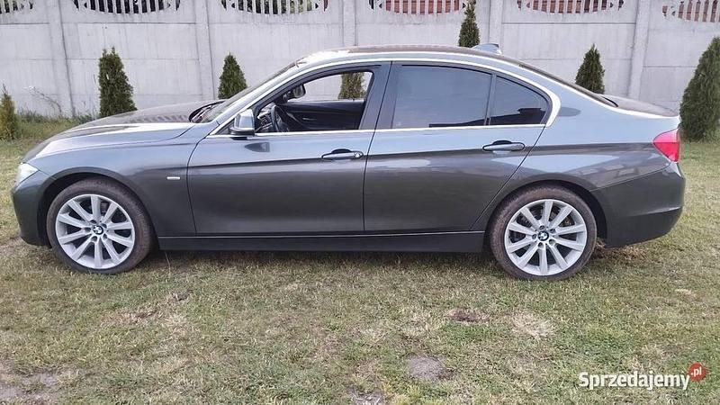 Używany BMW 320 2012 Szary Sedan/Limuzyna