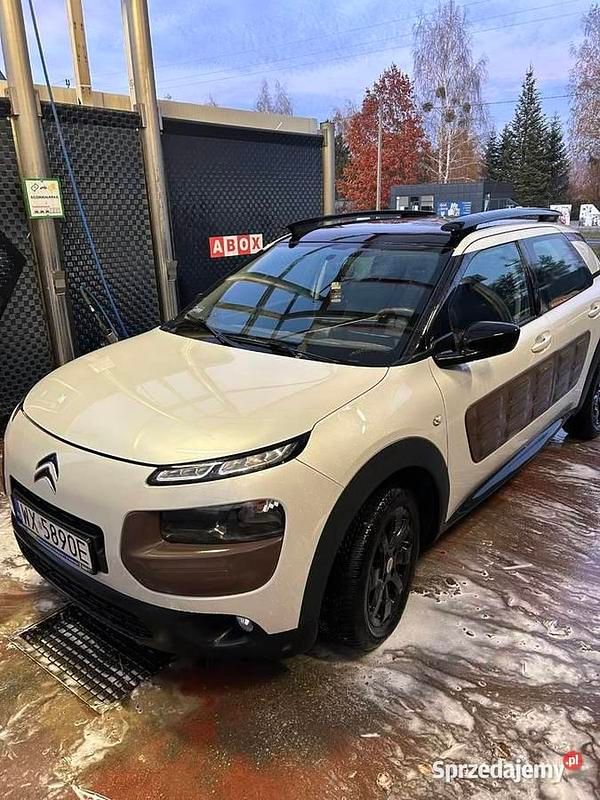 Używany 2015 Citroën C4 Cactus PureTech Hatchback | 19 500 zł - Obraz 1/4