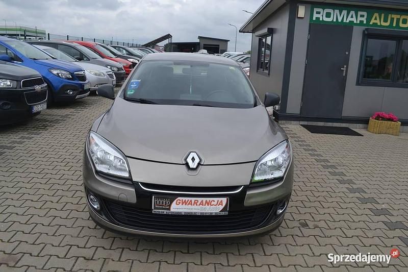 Używany Renault Mégane III 2013 Brązowy Sedan/Limuzyna