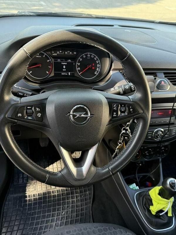 Używany Opel Corsa Enjoy 2019 Srebrny Hatchback