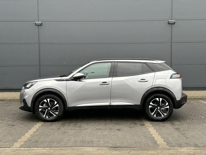 Używany Peugeot e-2008 100 kW (136 KM) 2021 Grafitowy (metalik) SUV