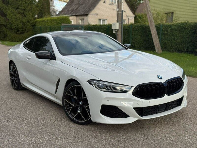 Biały (metalik) Używany 2019 BMW 850 Coupe | 210 000 zł - Obraz 1/4