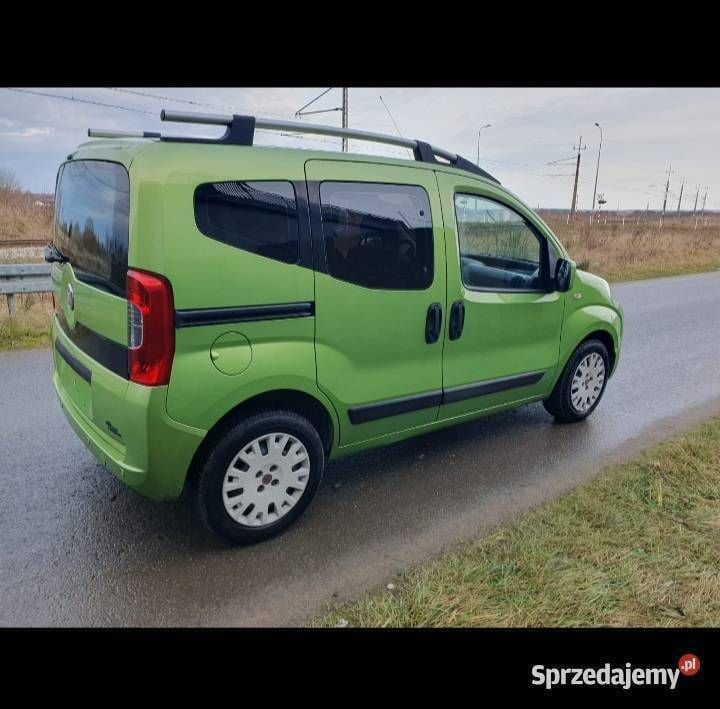 Zielony Używany 2010 Fiat Qubo Minivan | 15 900 zł - Obraz 1/4