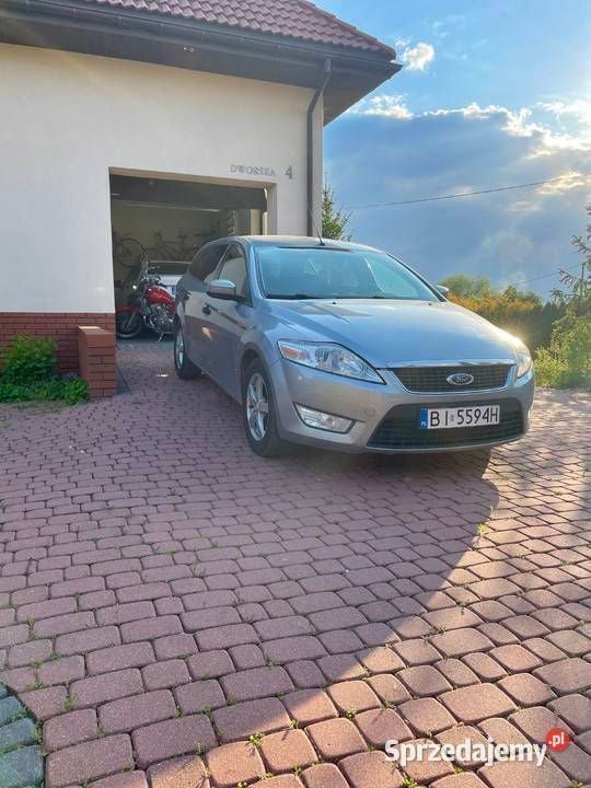Używany Ford Mondeo 2009 Srebrny Kombi