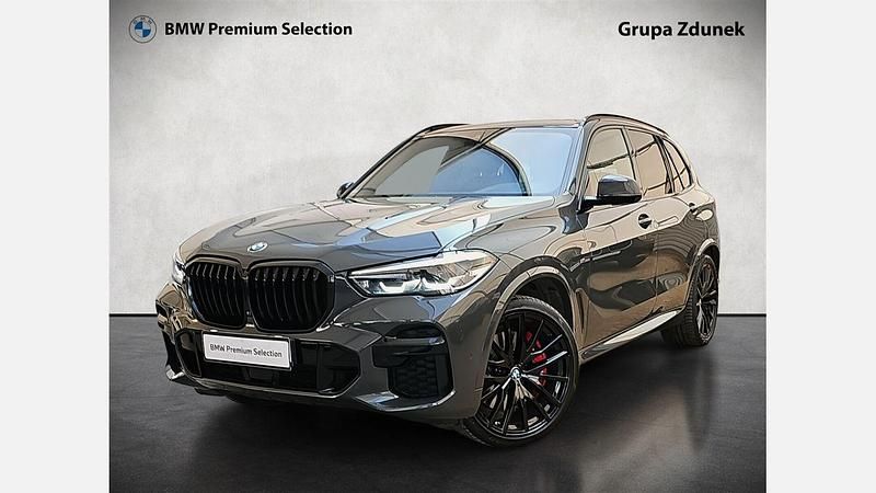 Szary dravit bmw individual metalizowany Używany 2023 BMW X5 Comfort Edition SUV | 369 900 zł - Obraz 1/3