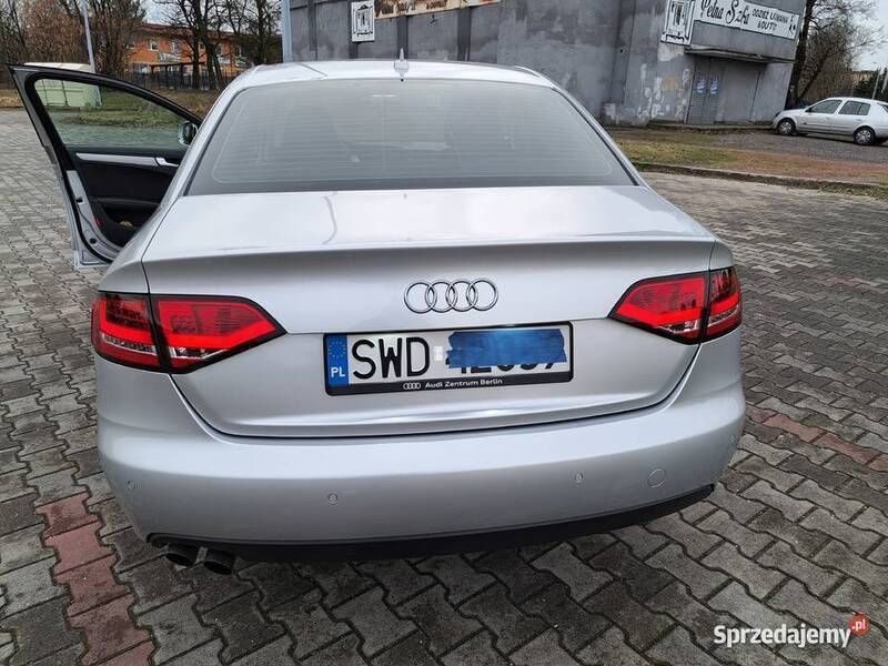 Używany Audi A4 2008 Srebrny Sedan/Limuzyna