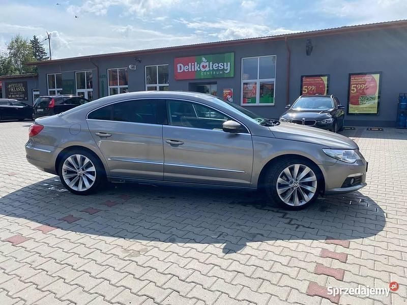 Używany VW Passat 2009 Beżowy Coupe