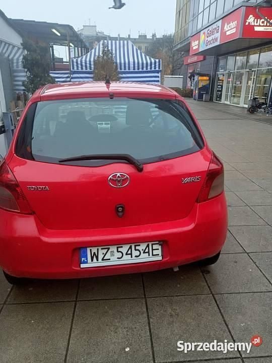 Używany Toyota Yaris 2007 Czarny Hatchback