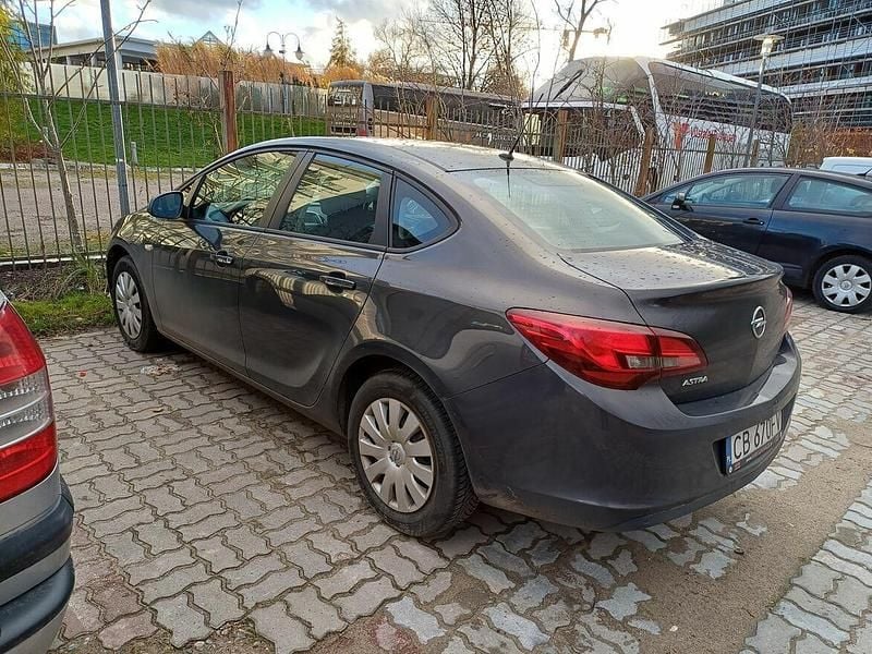 Szary Używany 2016 Opel Astra Sedan/Limuzyna | 29 900 zł (Dobra cena) - Obraz 1/4